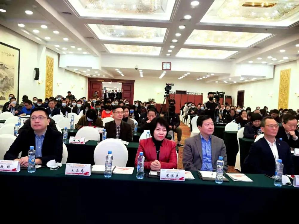 「學(xué)術(shù)盛宴」2020第三屆井岡胸科微創(chuàng)論壇順利召開(kāi)