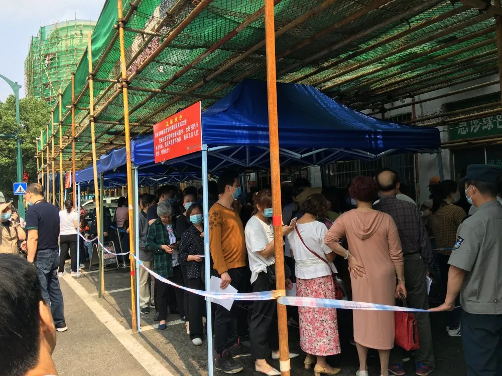 「我為群眾辦實事」我院新冠疫苗接種量突破10000人次