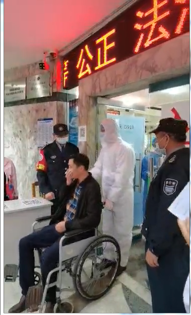 江西省胸科醫(yī)院開展疫情防控實(shí)戰(zhàn)演練 全面提升應(yīng)急救治能力