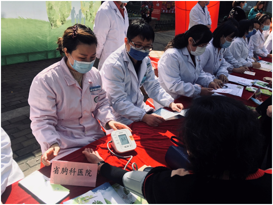 「世界防治結(jié)核病日」江西省胸科醫(yī)院開展結(jié)核病防治大型義診活動