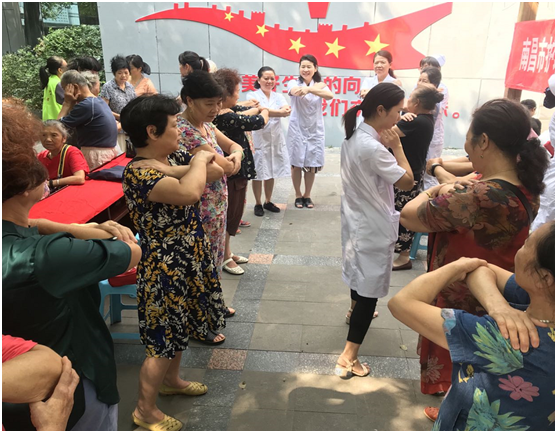 「我為群眾辦實(shí)事」中醫(yī)藥健康服務(wù)進(jìn)社區(qū)