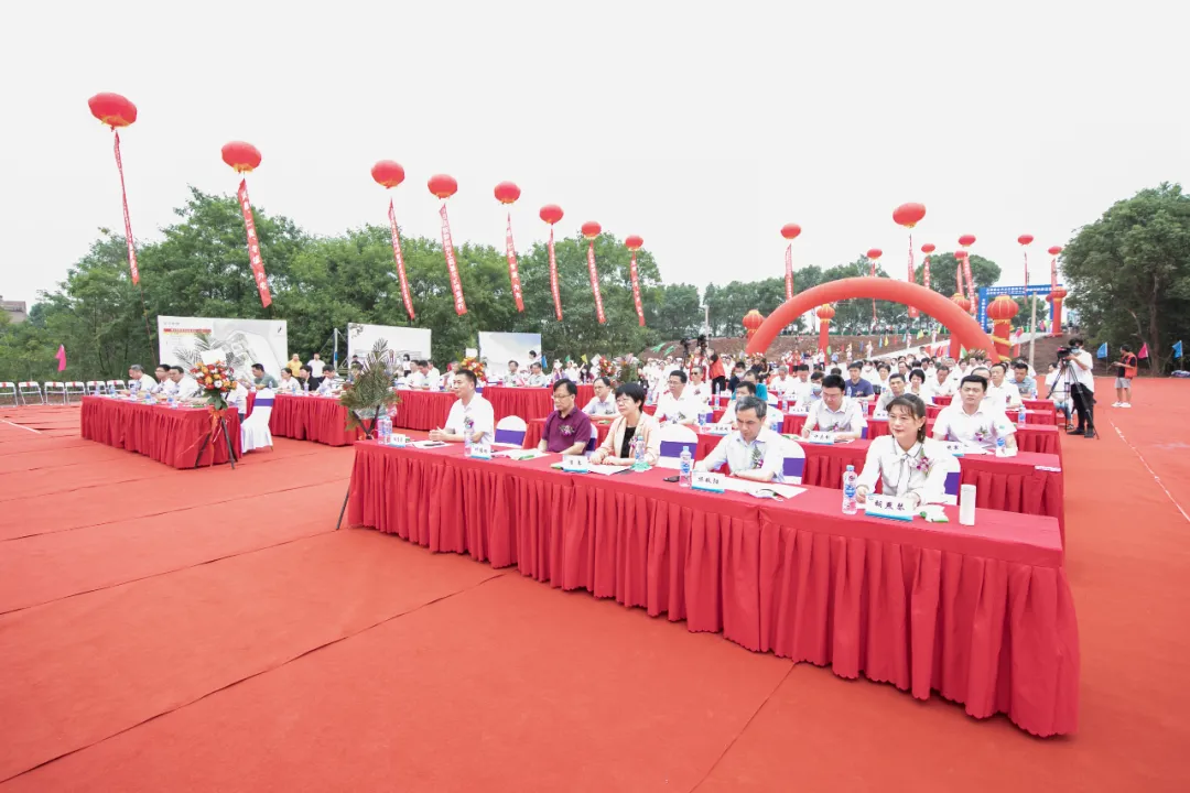 江西省公共衛(wèi)生臨床中心、南昌醫(yī)學(xué)院第三附屬醫(yī)院新院區(qū)項目奠基