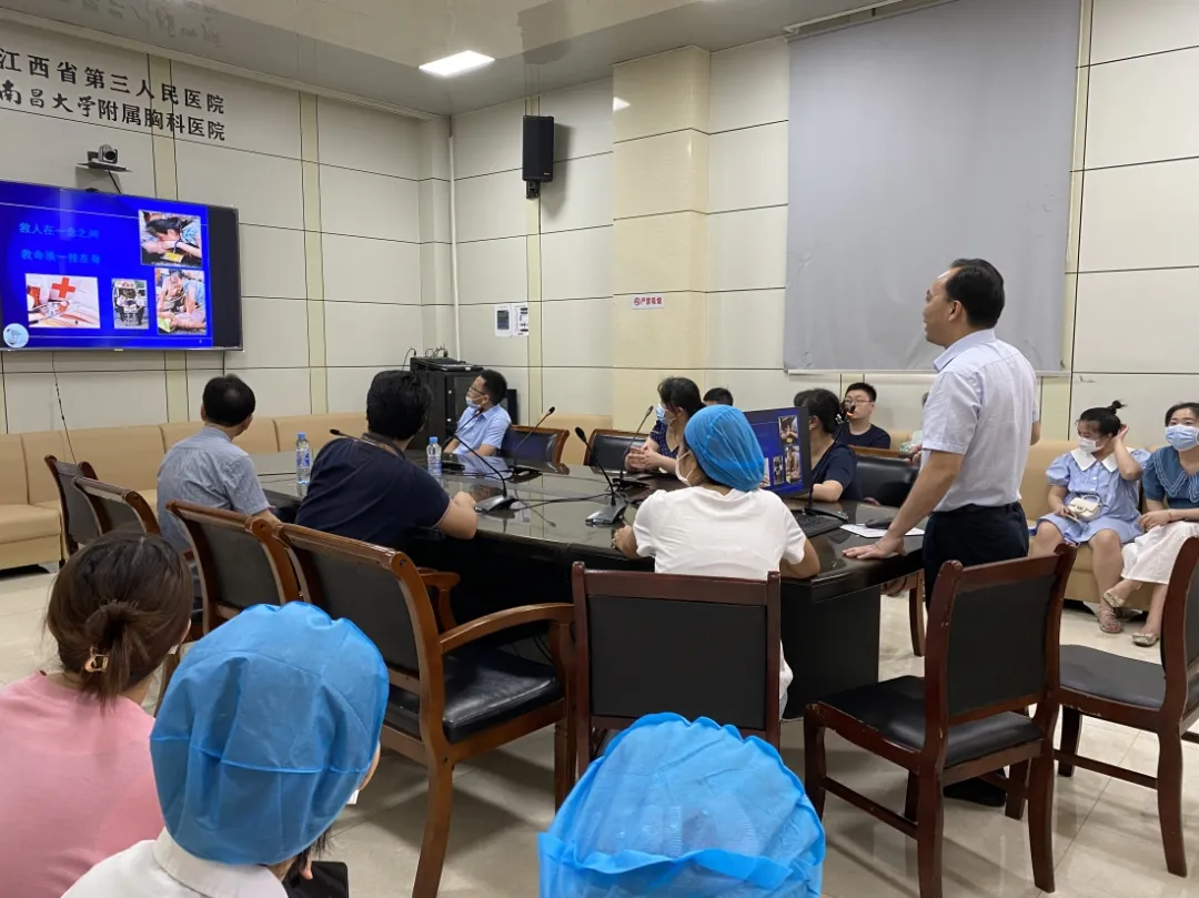 江西省胸科醫(yī)院開展新冠疫苗接種異常反應(yīng)醫(yī)療救治應(yīng)急演練